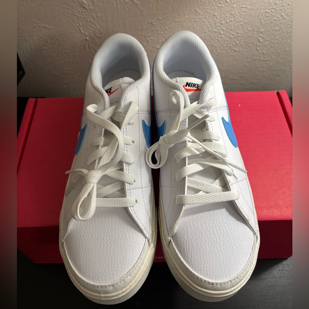 Nike Court Legacy Leather Sneaker